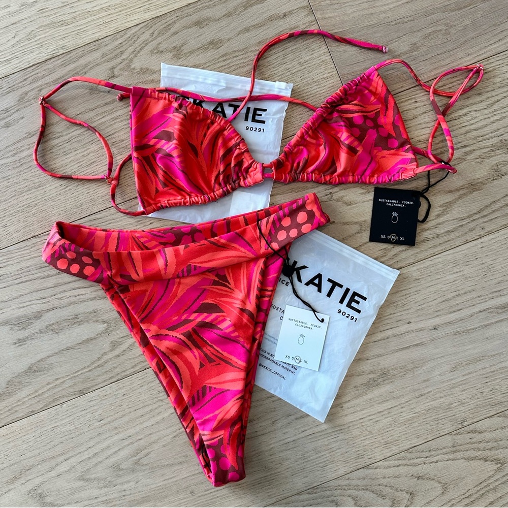 Skatie 2 piece bikini in Surfside NWT